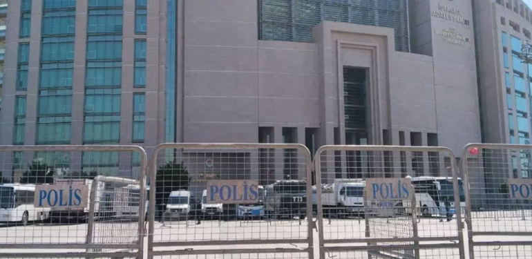 Çağlayan Adliyesi’ne çıkan yollar yarın sabaha kadar kapatıldı